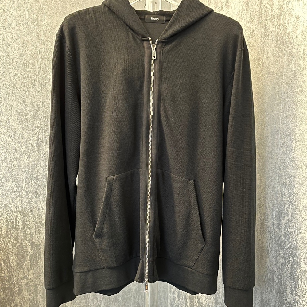 Theory Sweatshirt in Black